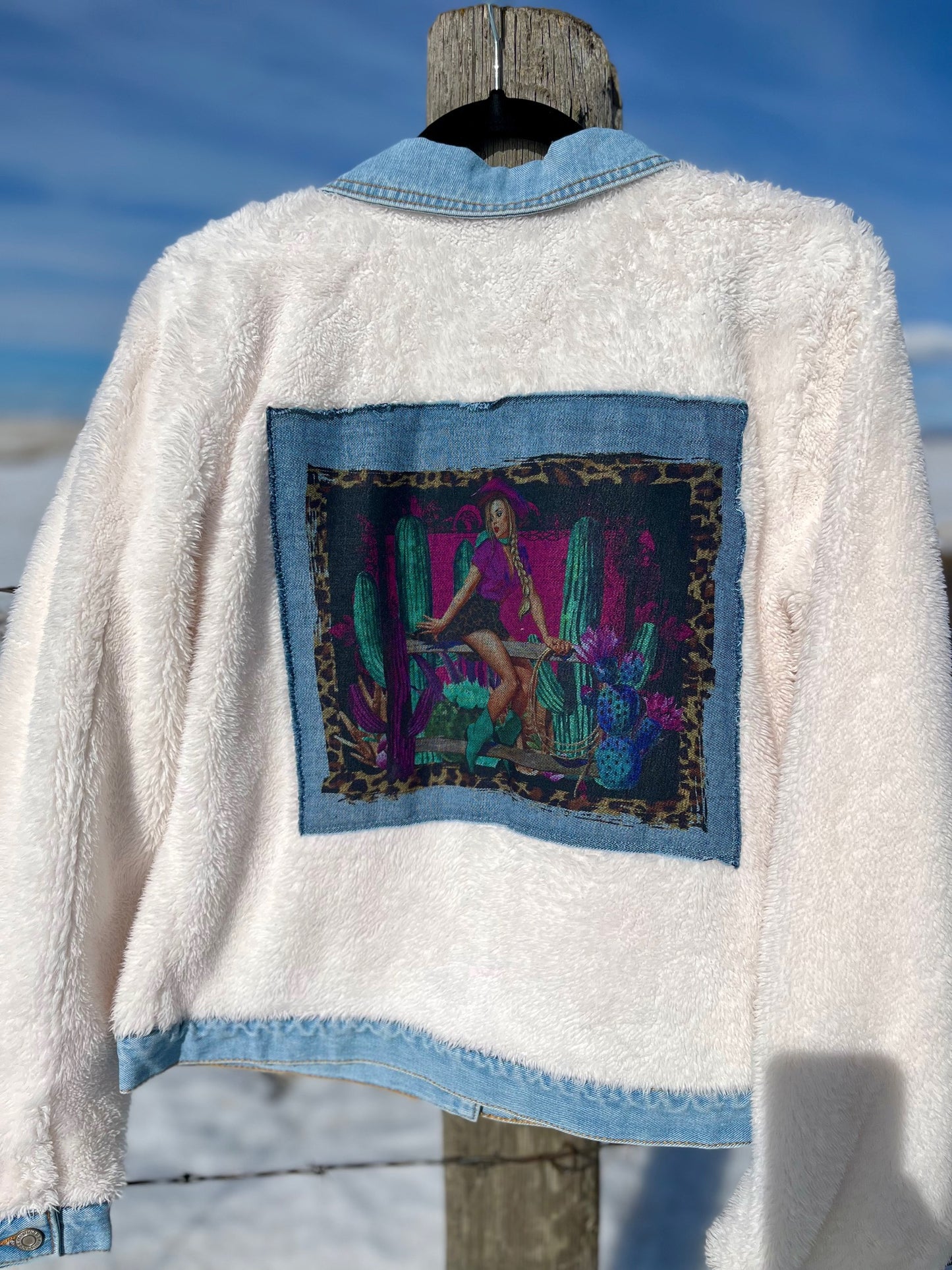 Denim Trim Sherpa Jacket - Women's Large
