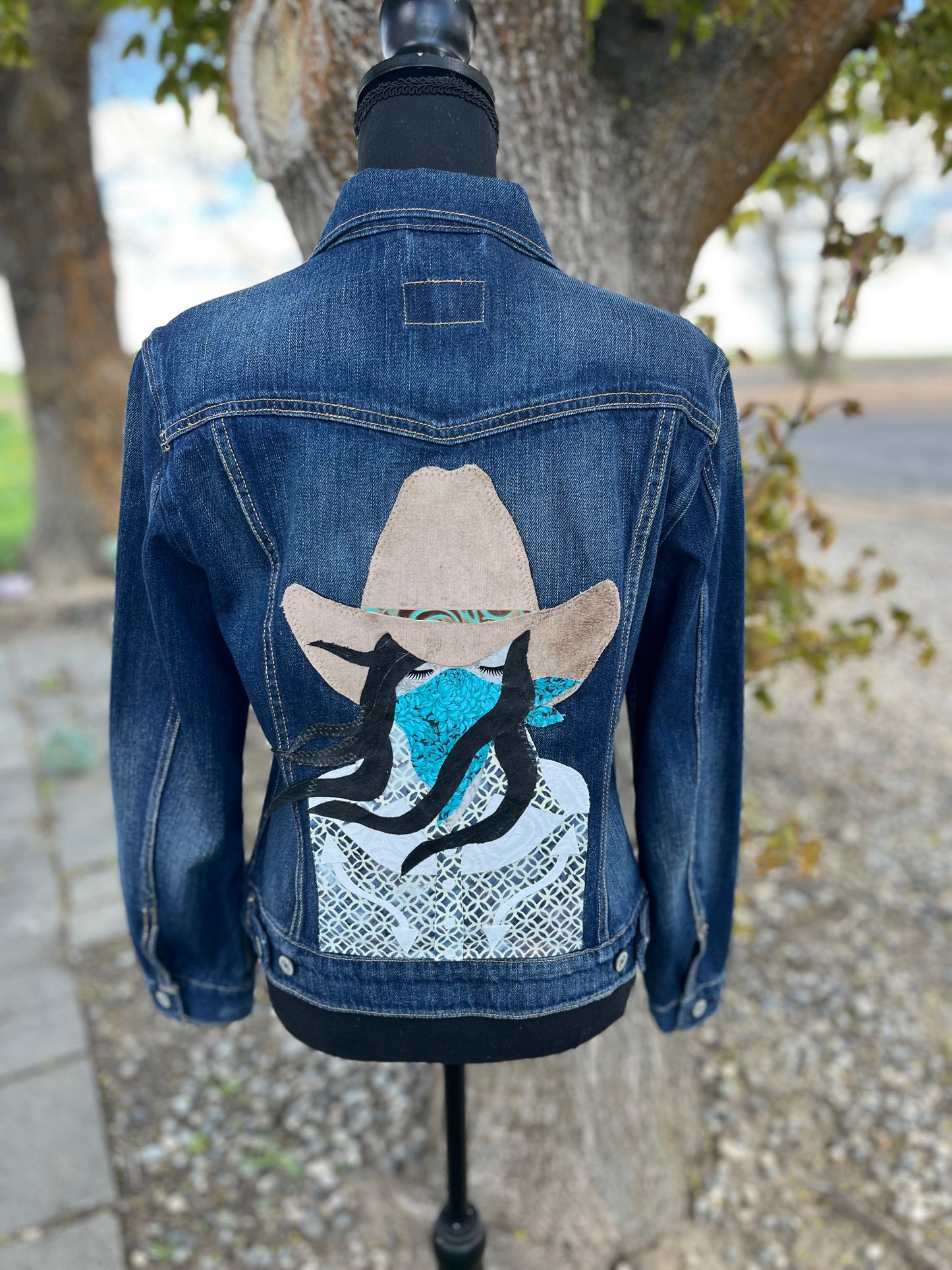 Cowgirl Denim Jacket - Women's Medium