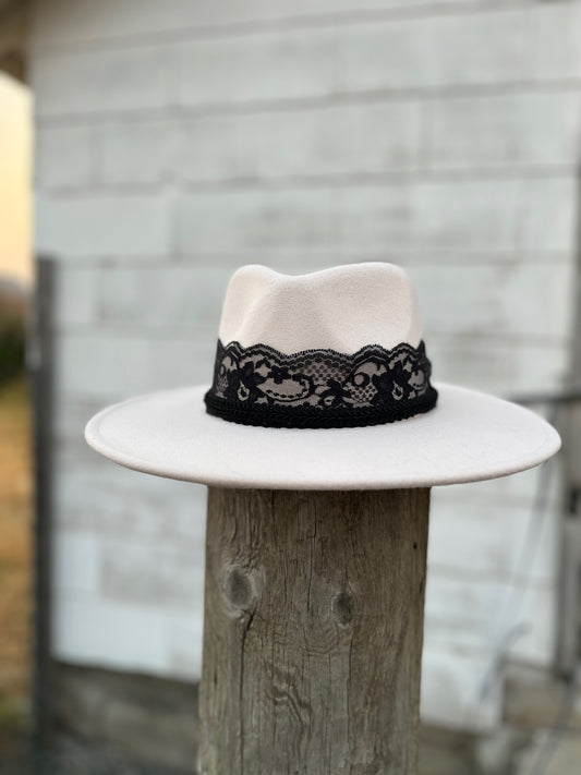 Ivory Hat w/ Lace Band