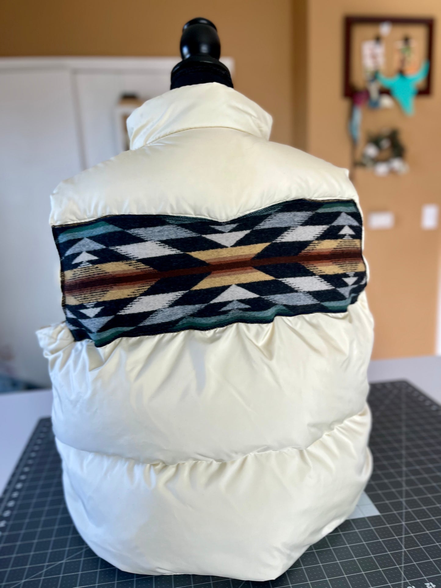 Beige Puffer Vest - Women's 3XL