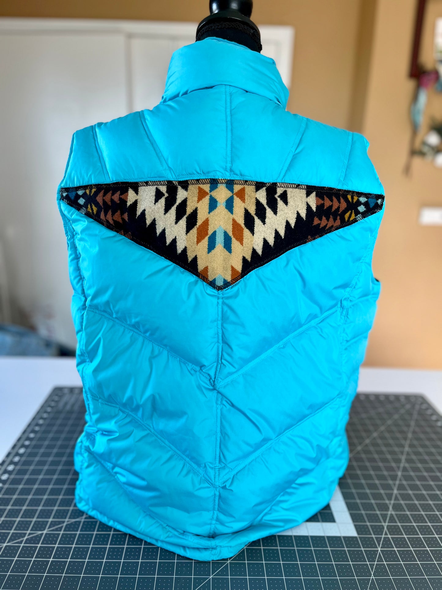 Turquoise Puffer Vest - Women's 2XL